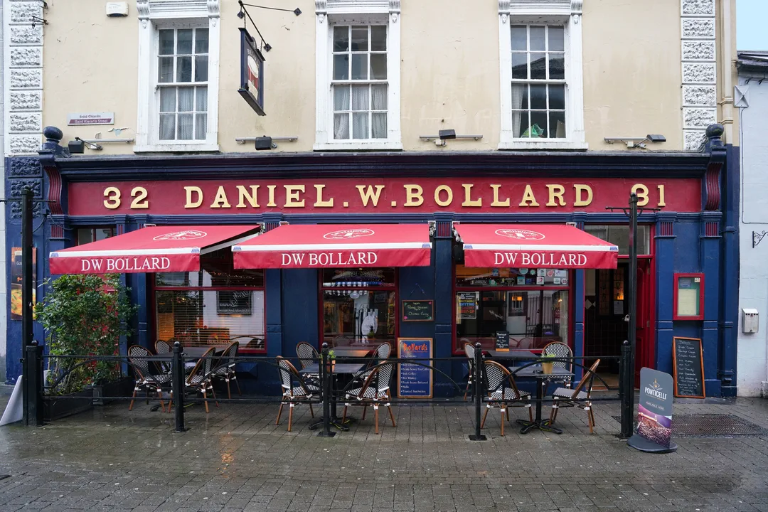 Custom Building Sign & Awning Sign